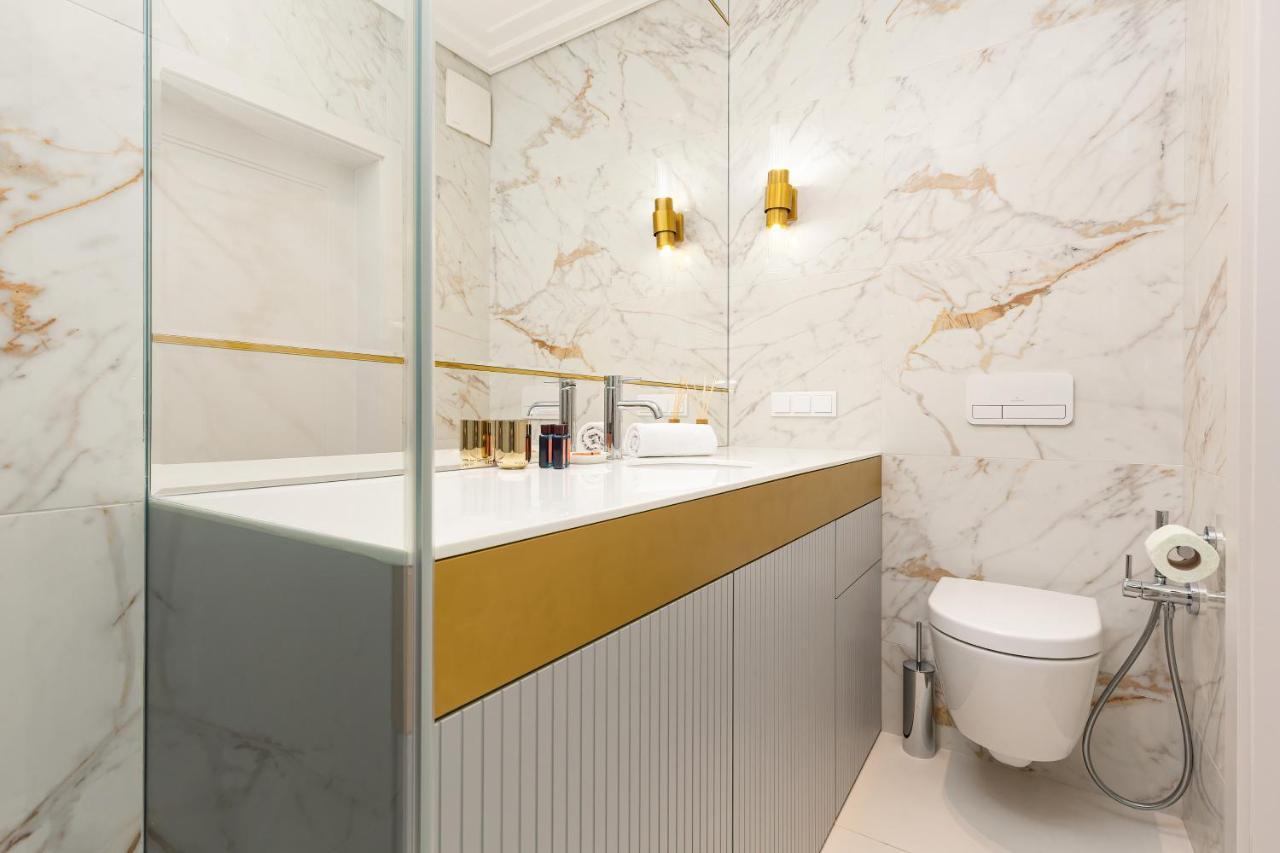 Mennica Residence Central Apartment By Renters Prestige Warsaw Ngoại thất bức ảnh