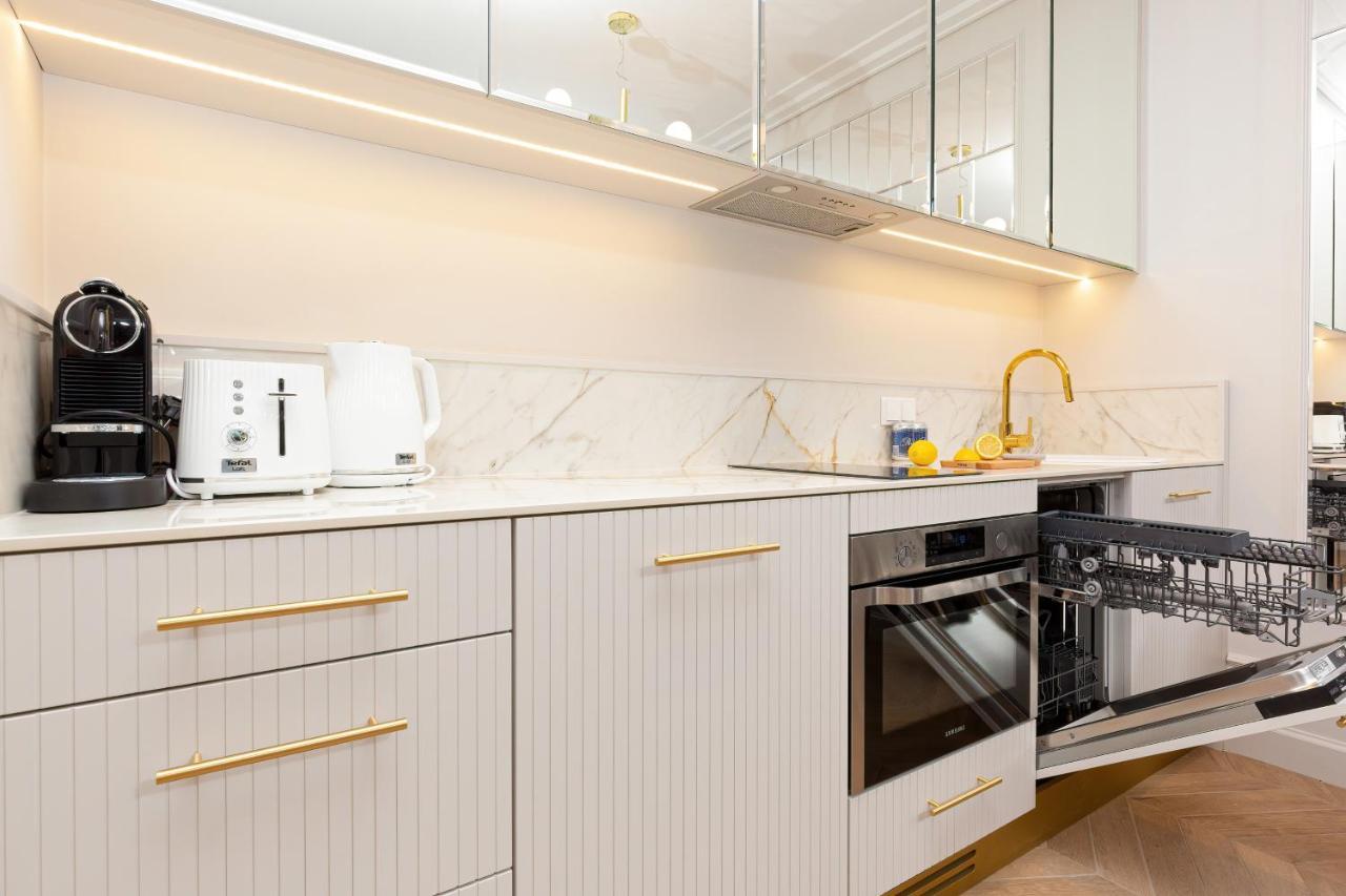 Mennica Residence Central Apartment By Renters Prestige Warsaw Ngoại thất bức ảnh