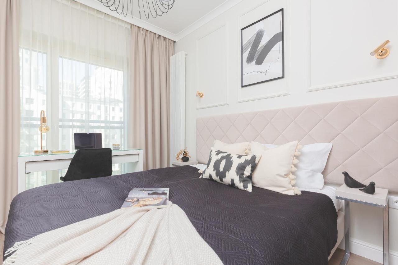 Mennica Residence Central Apartment By Renters Prestige Warsaw Ngoại thất bức ảnh
