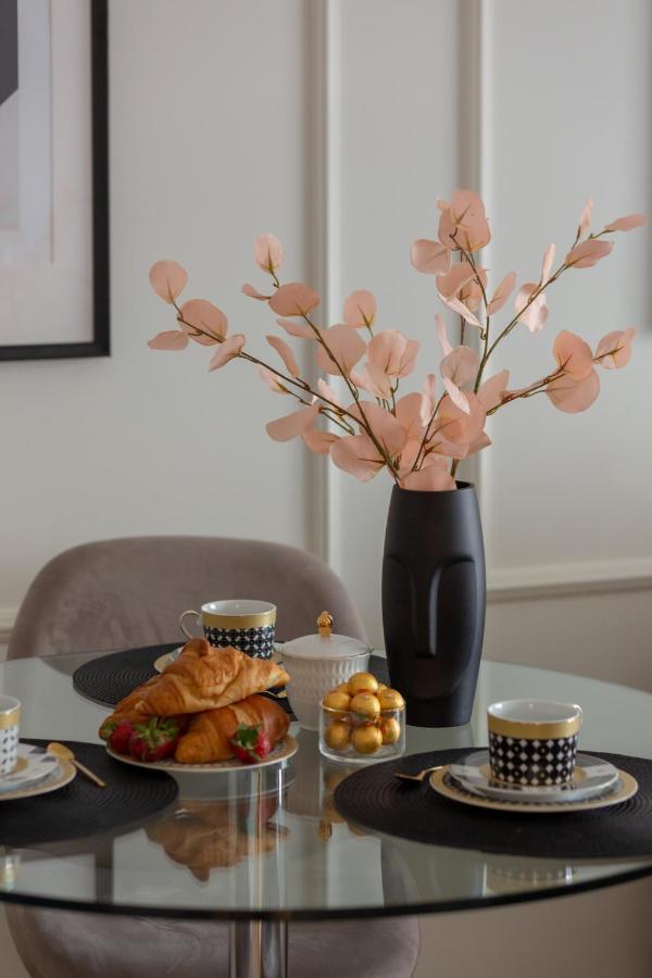 Mennica Residence Central Apartment By Renters Prestige Warsaw Ngoại thất bức ảnh